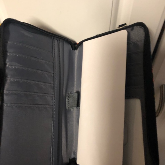 Thirty-one Wallet in Stitched Medallion - Picture 3 of 3